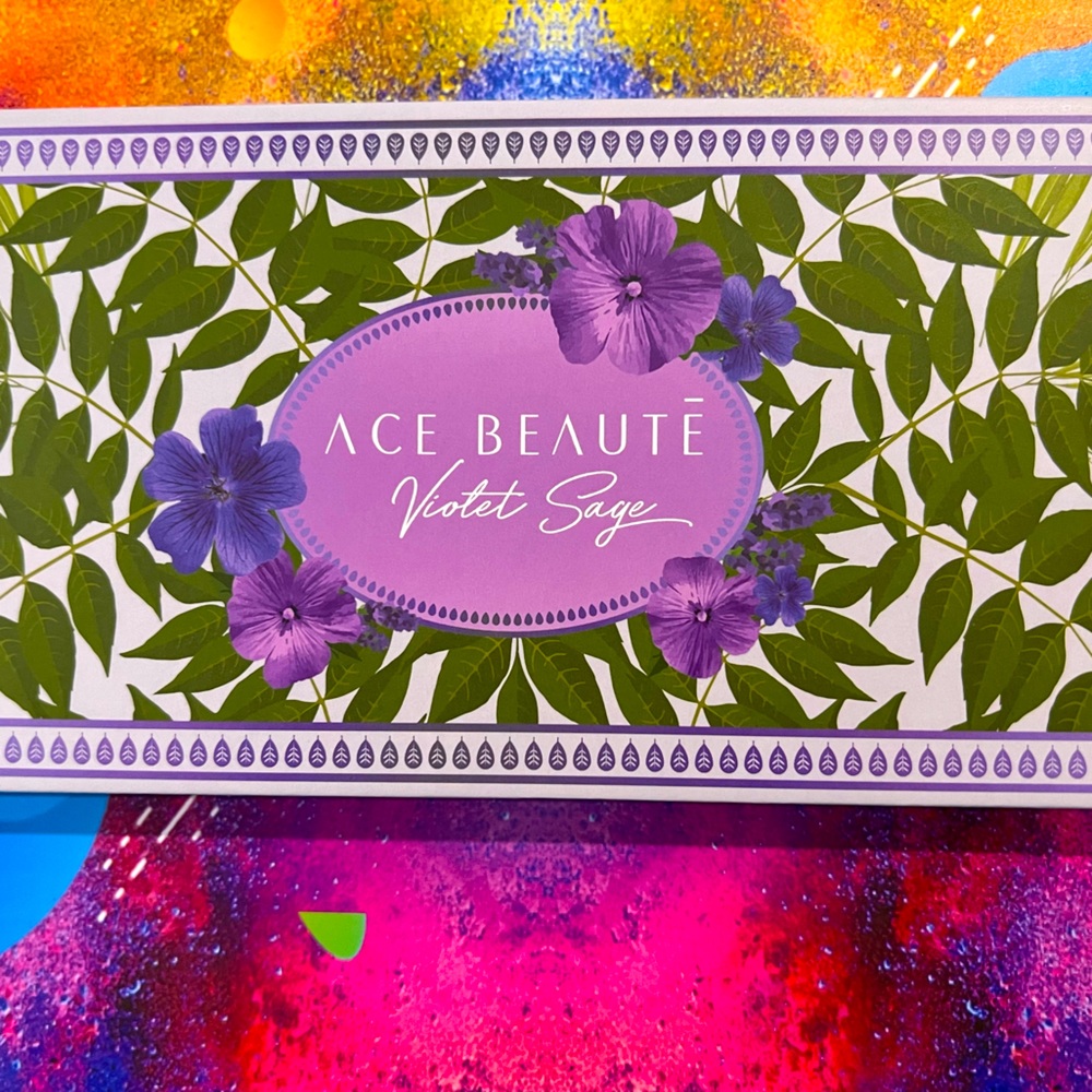 Ace Beaute Violet Sage Eyeshadow